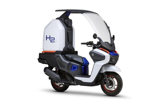 2025JMS: Yamaha showcases new TRICERA with 3-wheel steering system 2025JMS: Yamaha showcases new TRICERA with 3-wheel steering system image