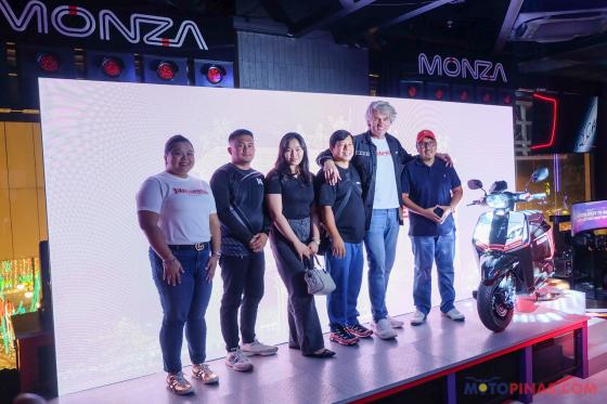 Limited-edition Lambretta X300 now in the PH, starts at PHP 409,900 Limited-edition Lambretta X300 now in the PH, starts at PHP 409,900 image
