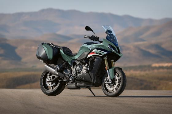 BMW tops premium motorcycle market in 2025 with 202,563 sales BMW tops premium motorcycle market in 2025 with 202,563 sales image