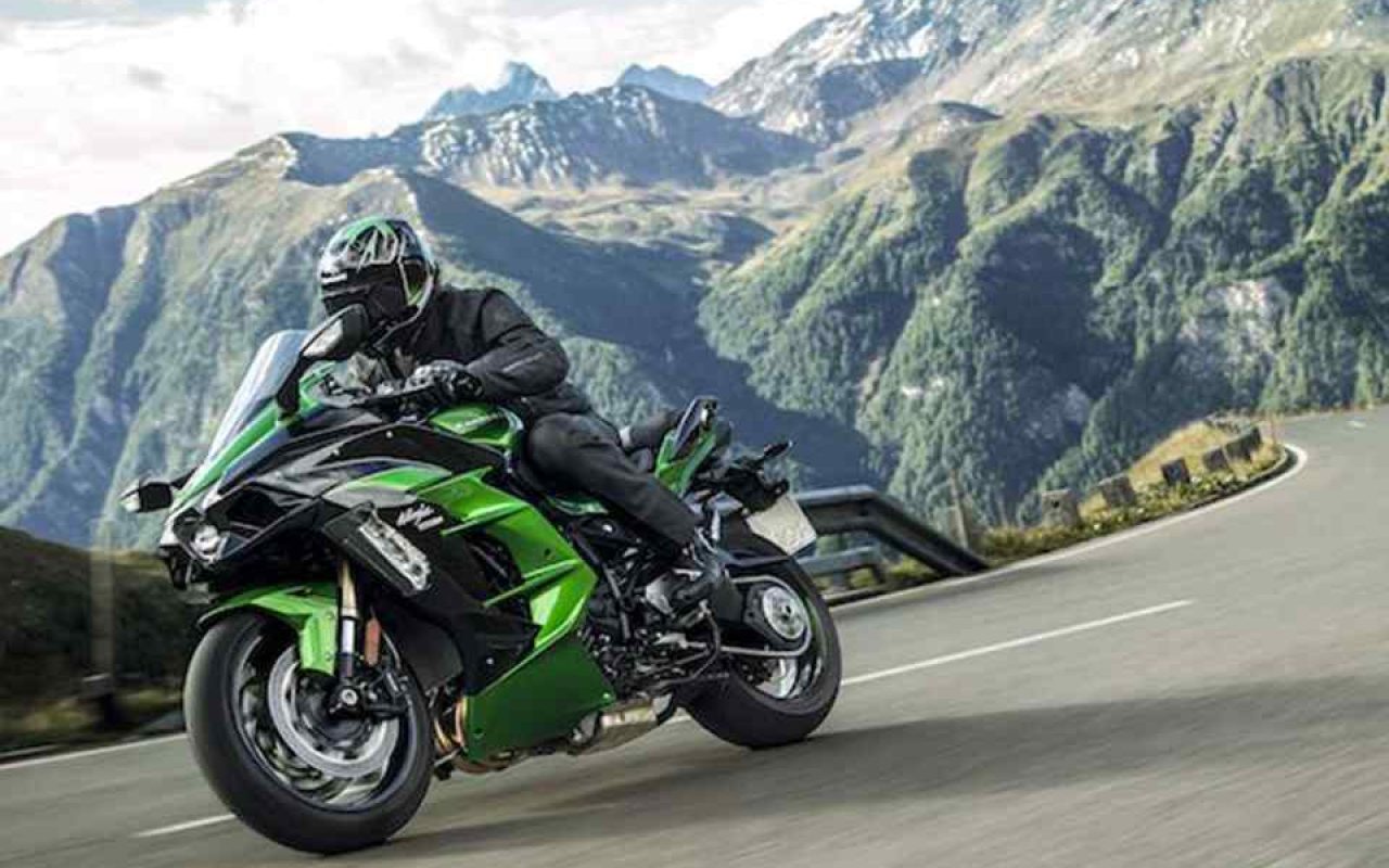 EICMA 2017: Supercharged Kawasaki Ninja H2 SX unleashed