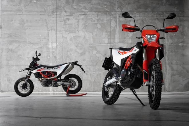 2019 KTM 690 SMC R and Enduro R released image