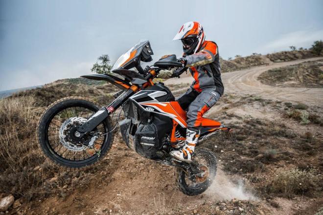 790 Adventure/ R available in the PH soon image