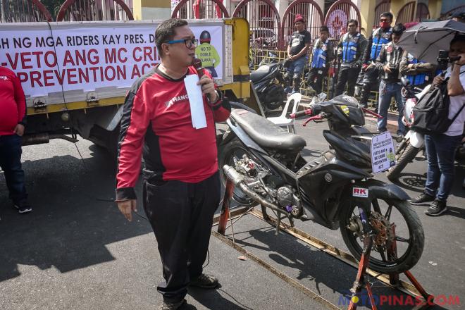 Riders request Duterte to veto Doble Plaka