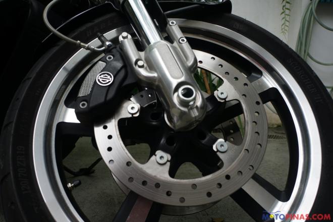 Legendary Bikes: 2012 Harley-Davidson V-Rod image