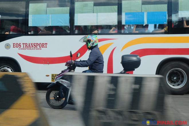 How to share the road with motorcycle delivery riders image