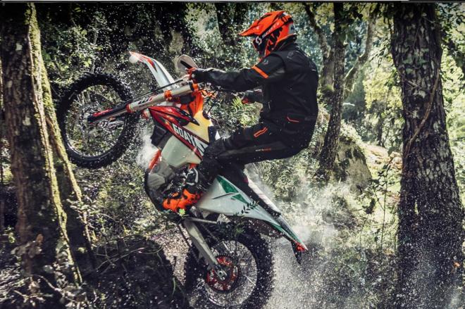 KTM updates the XC-F cross-country and EXC enduro lineups for 2020 image