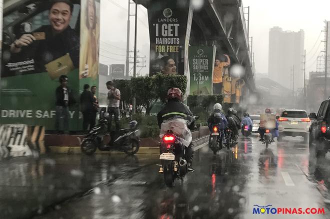 How to ride safely in the rain image