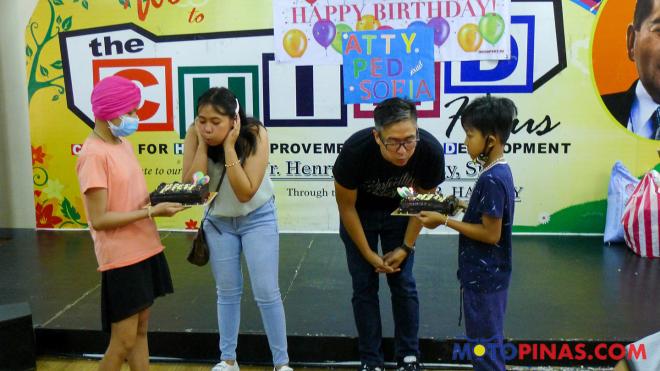 This rider celebrates his birthday among children with cancer image