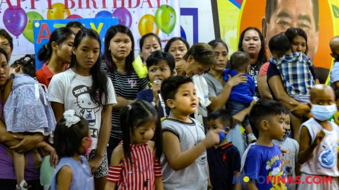 This rider celebrates his birthday among children with cancer image