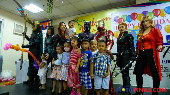 This rider celebrates his birthday among children with cancer image