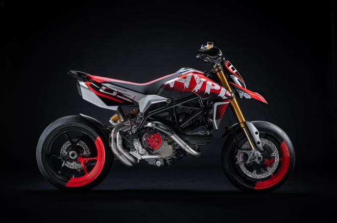 Ducati shows off Hypermotard 950 concept image