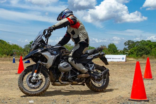BMW Motorrad certifies Pinoy instructors image