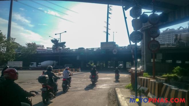 Sub-400 cc ban extended to the stretch of Sales to Manila image