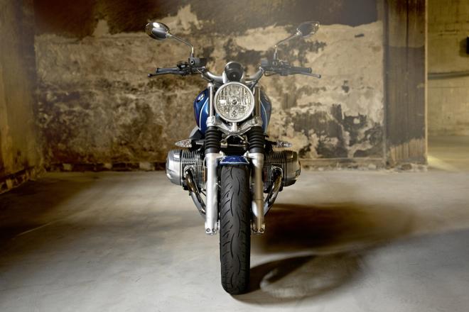 BMW celebrates 50 years of motorcycles with R nineT /5 image