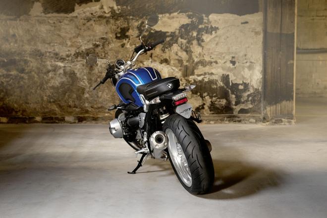 BMW celebrates 50 years of motorcycles with R nineT /5 image
