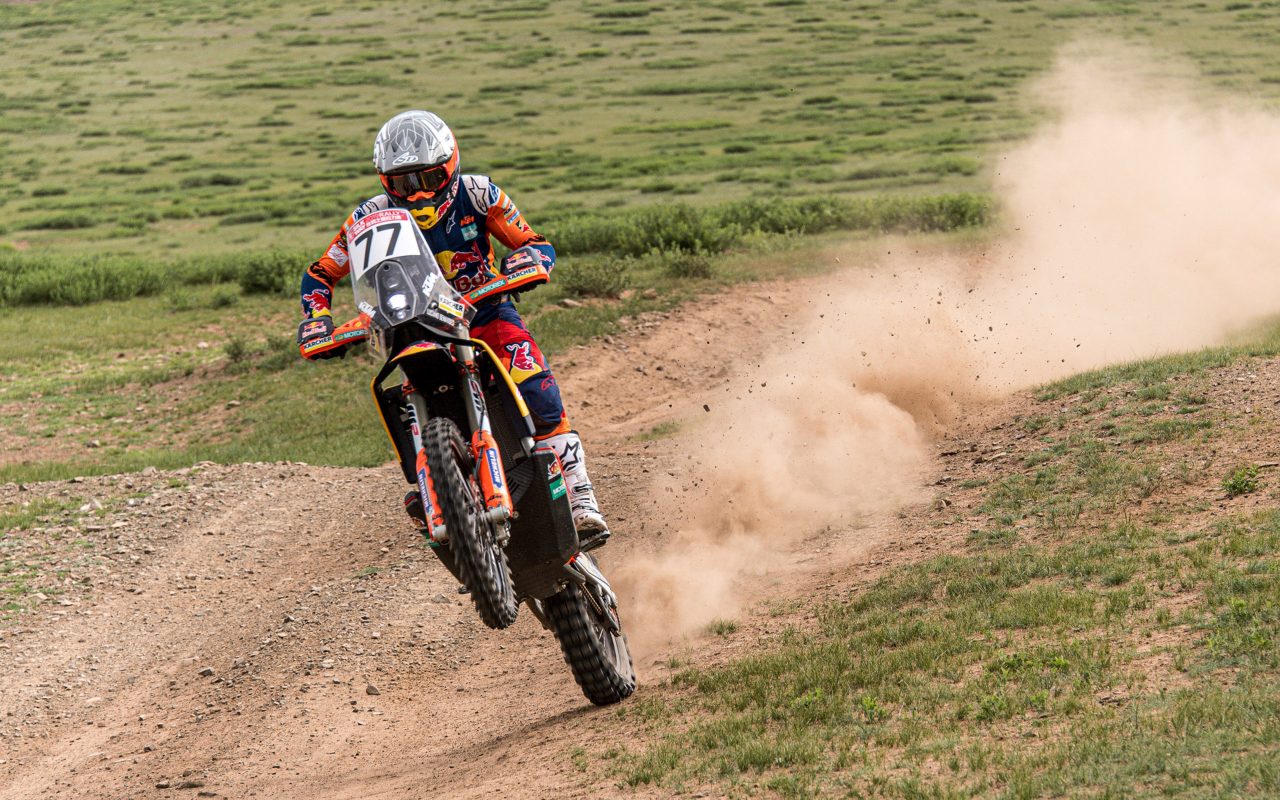 Red Bull-KTM take over lead at the 2019 Silk Way Rally Stage 4