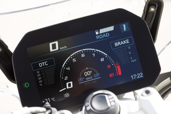 BMW adds ShiftCam tech to 2019 R1250 R and RS image