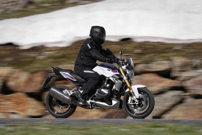 BMW adds ShiftCam tech to 2019 R1250 R and RS image