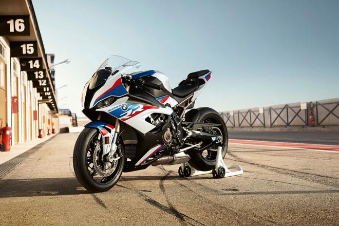 BMW Motorrad files patent for S 1000 RR with electric supercharger image