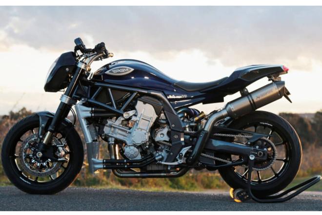 Australia has a 334 hp 2.0-liter V8 motorcycle image