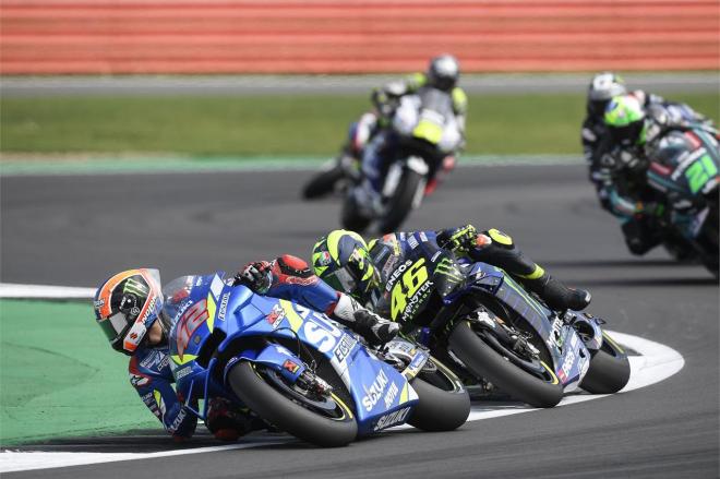 Alex Rins wins the British GP by 0.013 of a second! image