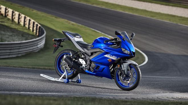 2020 Yamaha R3 now with... new colors image