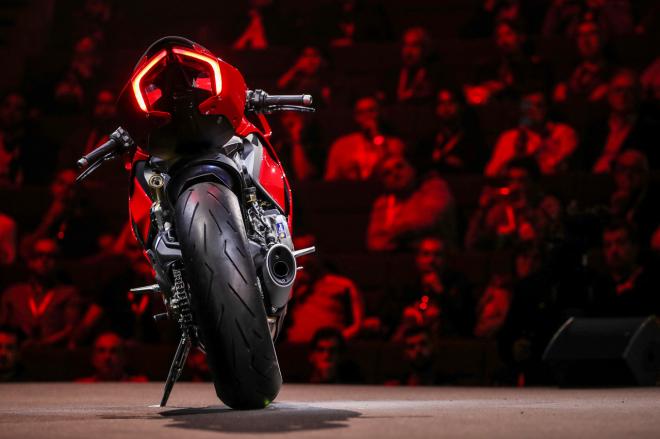 Ducati presents 2020 Panigale V2 and V4 image