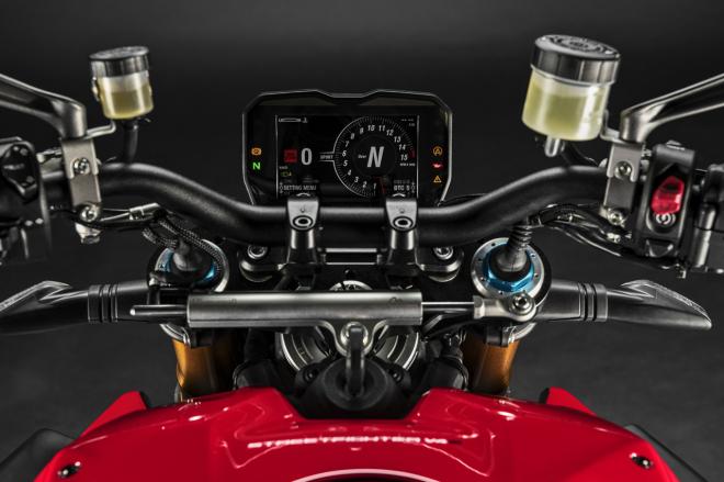 2020 Ducati Streetfighter V4 breaks cover image