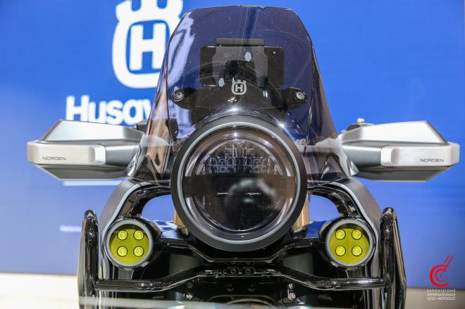 Husqvarna dips in to the adventure bike segment with their Norden 901 concept image