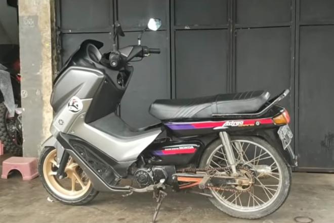 Watch: Half Yamaha Nmax, half Honda Dream bike build image