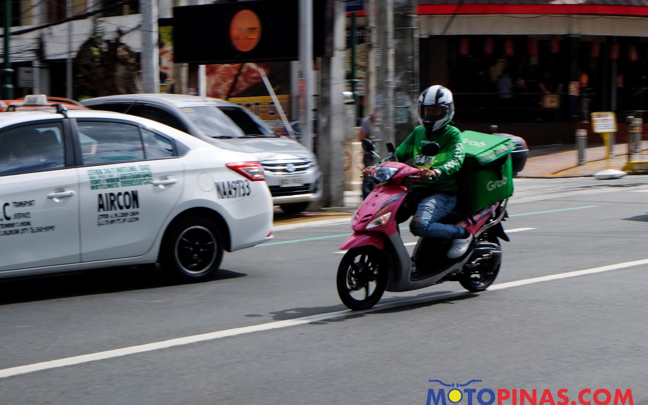 GrabFood and FoodPanda are coming to the rescue