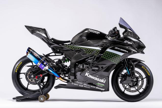 Will you choose this custom ZX-25R over a 400cc big bike? image