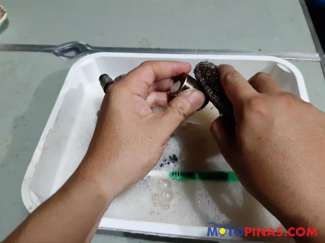 Motorcycle DIY: changing your bike