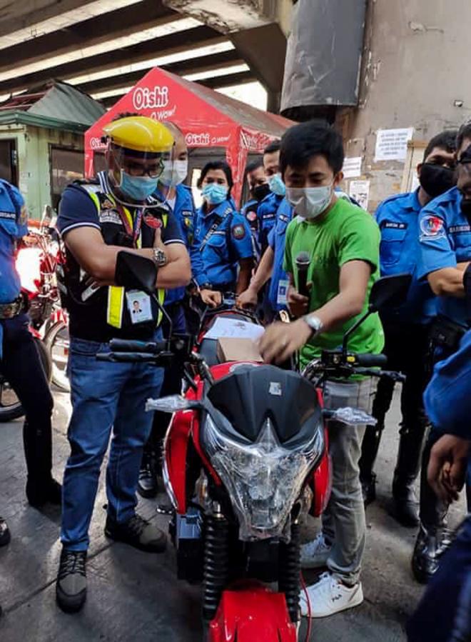 MMDA receives 8 new