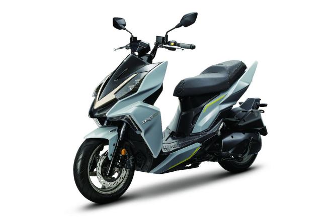SYM’s 2020 DRG BT scooter can lean up to 42 degrees image