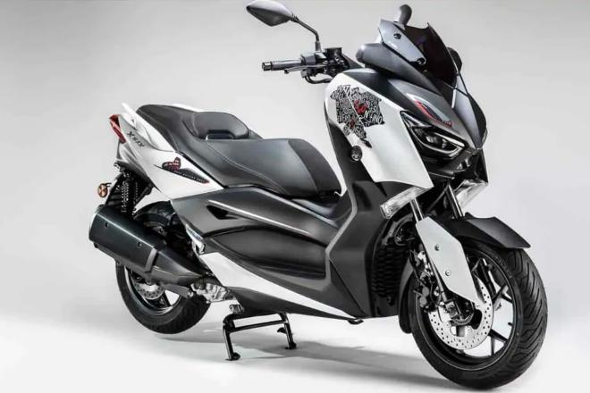 Yamaha launches Xmax 300 Roma Edition image