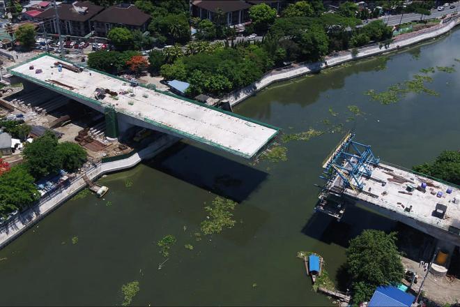 BGC-Ortigas Link Bridge could open as early as Jan 2021 image