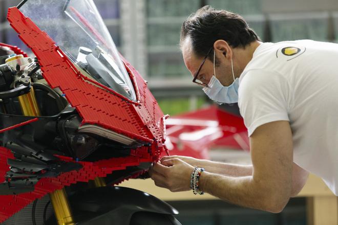 Lego builds 1:1 scale Ducati Panigale V4 R image