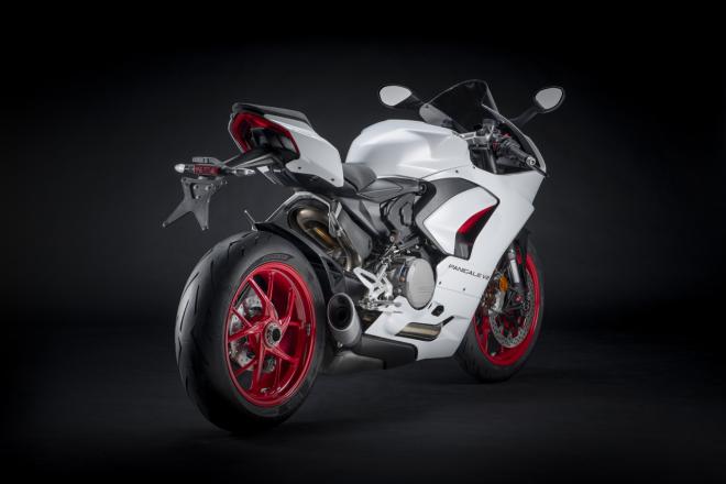 Ducati Panigale V2 now offered in white image