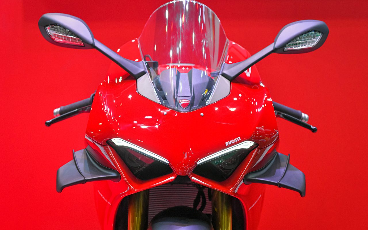 Ducati gives Panigale V4 aero kit for 2020, adds red Diavel