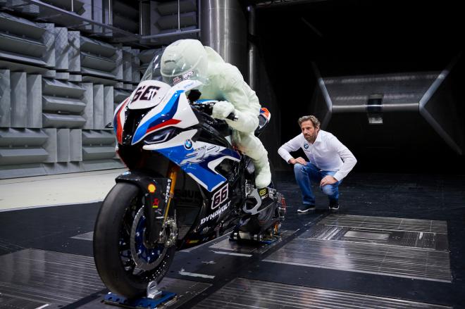 BMW shows how they test a motorcycle’s aerodynamics using a wind tunnel image