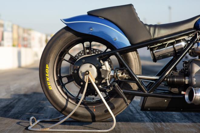 Designer turns 2020 BMW R18 into drag bike image