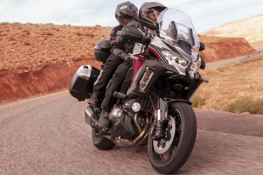 Kawasaki launches 2021 Versys 1000 image