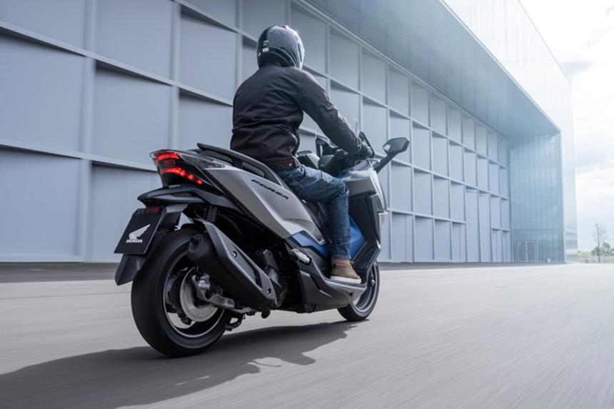 Honda updates Forza 125 for 2021 image