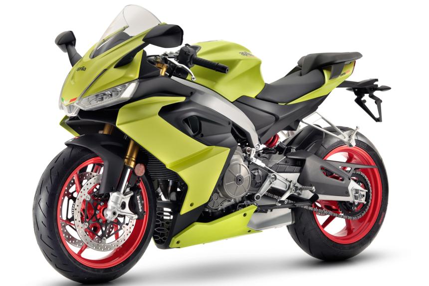 Save 62K on an Aprilia RS660 by pre-booking until December 31 image