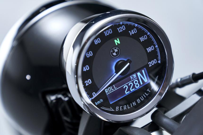 BMW Motorrad Philippines launches the 2021 R 18 image