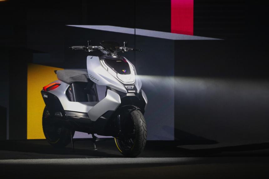 CF Moto launches ZEEHO electric scooter brand image