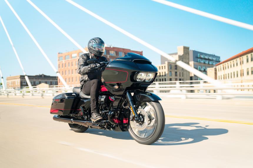 Harley-Davidson unveils 2021 models in online event image