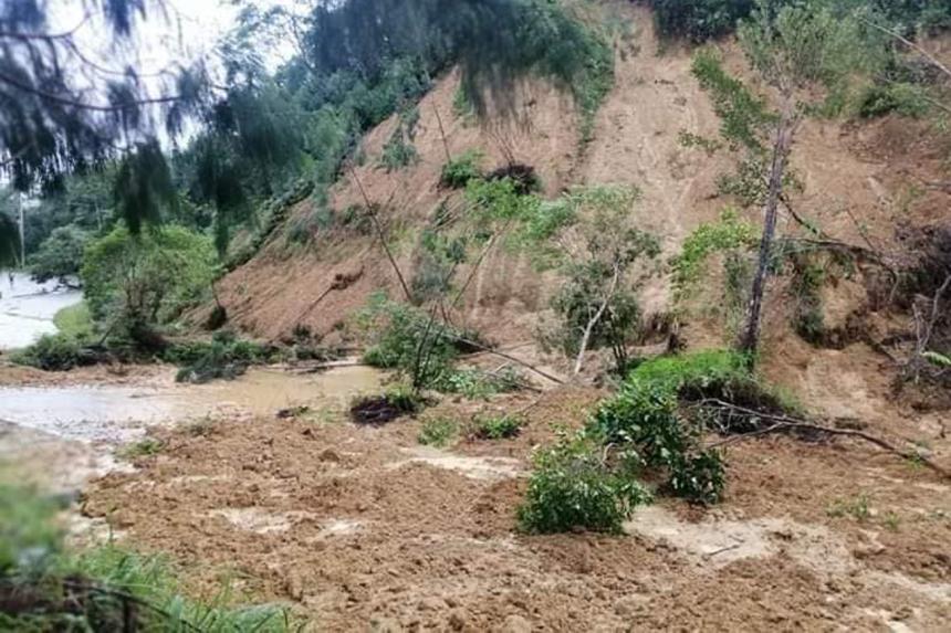Heads up: landslides in Marilaque image