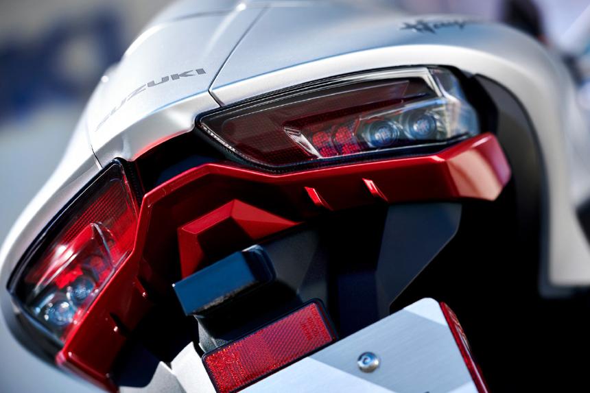 Suzuki brings the Hayabusa back for 2021 image